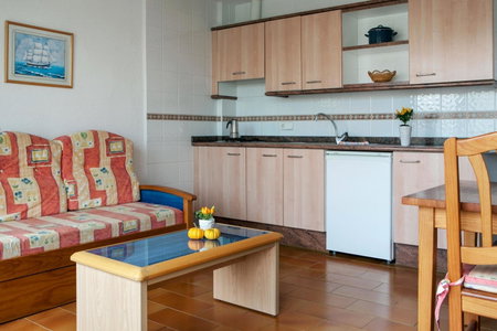 Apartamentos Portu Saler, Es Pujols, Spain