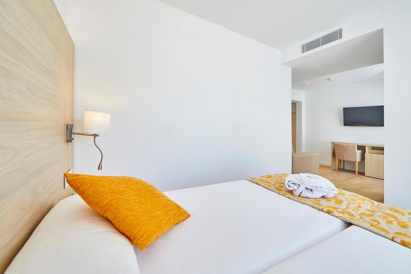 Hotel Ilusion Moreyo - Adults Only, Cala Bona, Spain