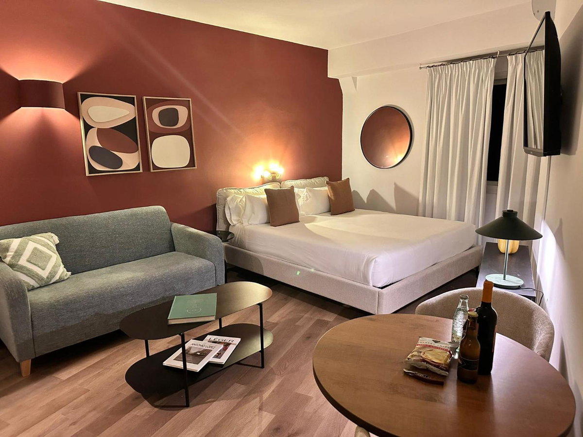 AparthotelTribunal, Spain