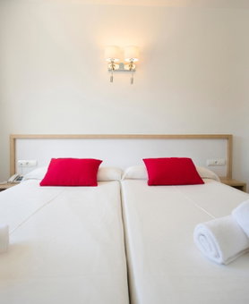 Coral Star Hotel & Apartments - New Opening 2026, San Antonio Bay, Spain