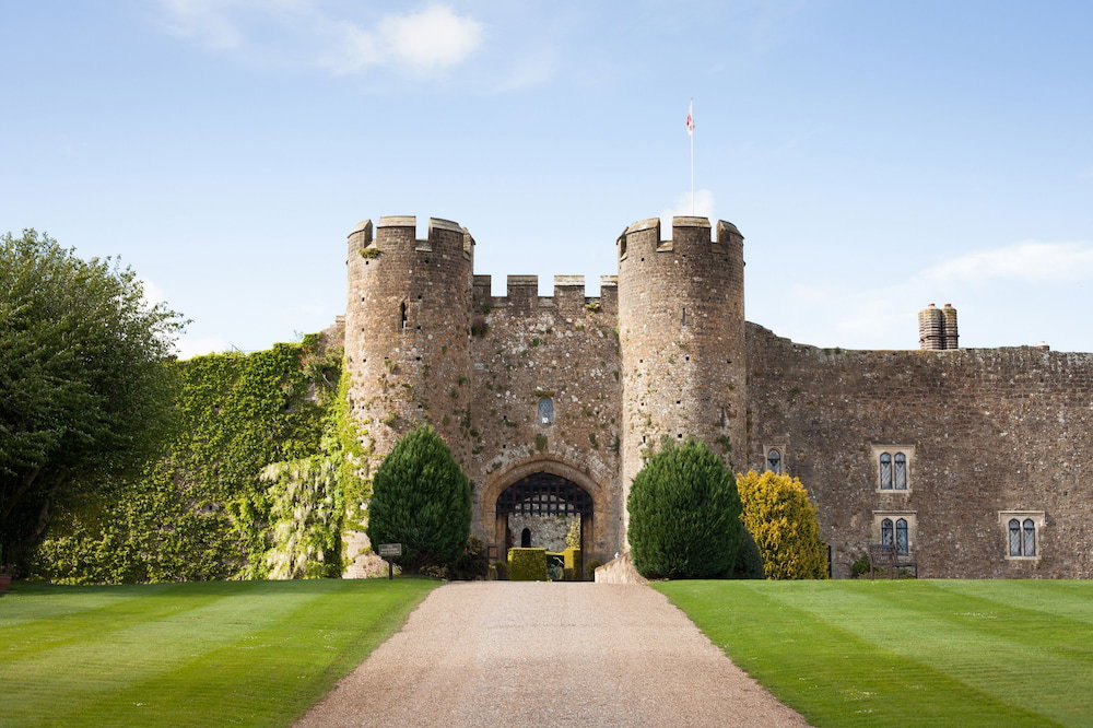 Hotel · Amberley Castle, Arundel