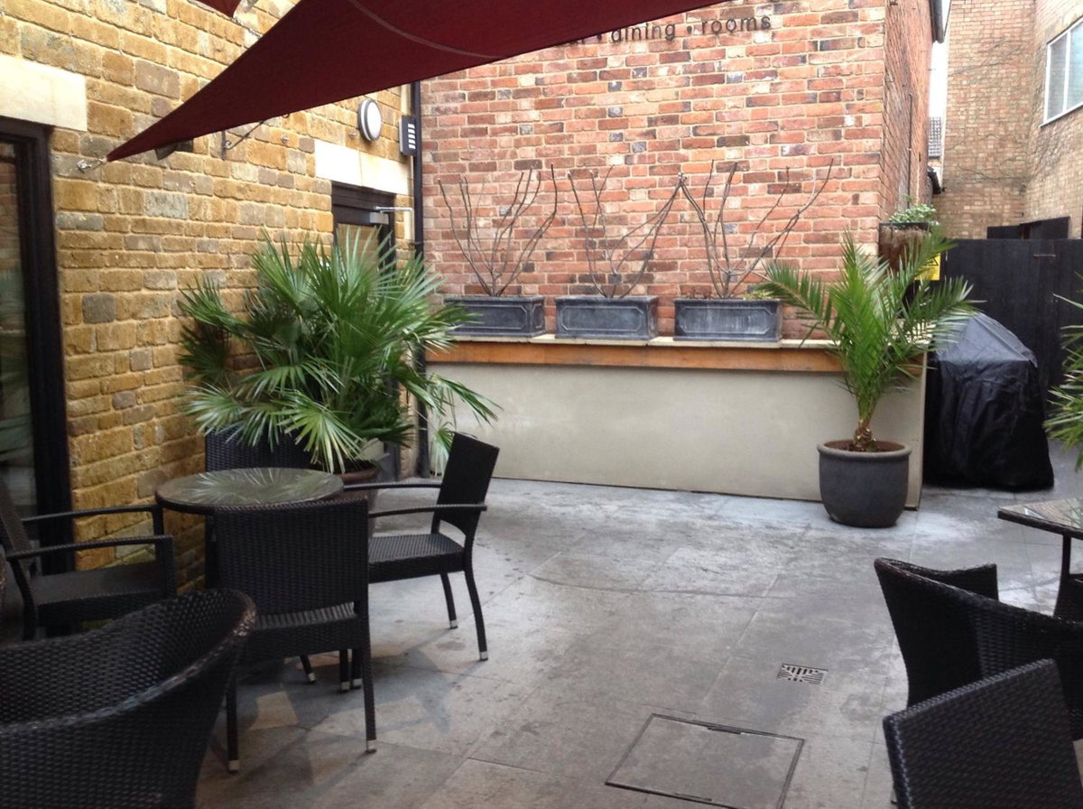 Rooms @ Number Six, United Kingdom