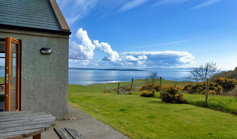 Kinbane Self Catering Cottages - 'Makem's Cottage', Ballycastle, United Kingdom