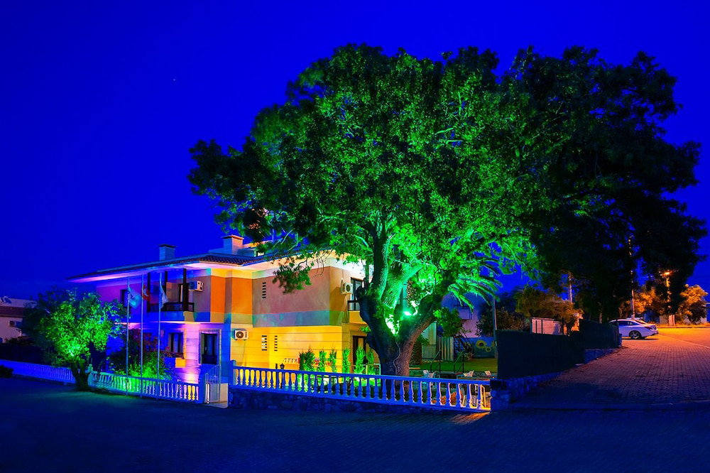Otel Kabasakal, Turkey