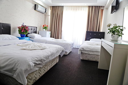 holiday family apart, Istanbul, Turkey