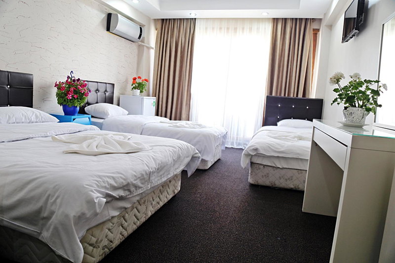 holiday family apart, Istanbul, Turkey