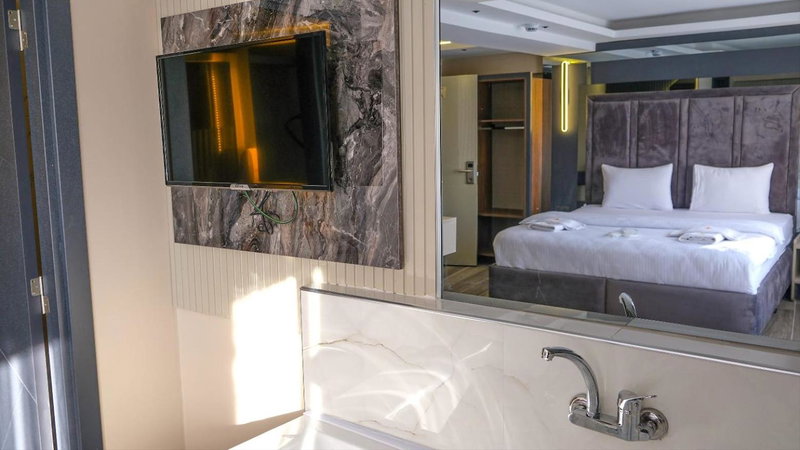 Talles City Hotel, Konak, Turkey