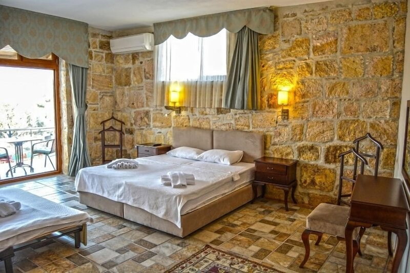 Kozbeyli Konagi, Foça, Turkey