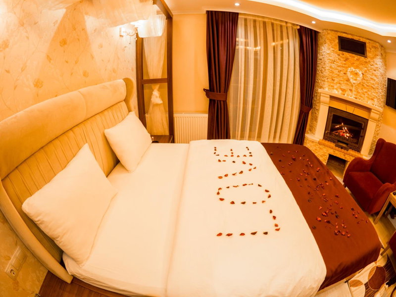 Elif inan Otel, Uzungol, Turkey