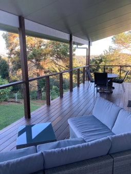 Flame Tree Chalet, Booroobin, Australia