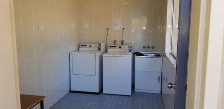 Amber Court Motor Inn, Coonabarabran, Australia