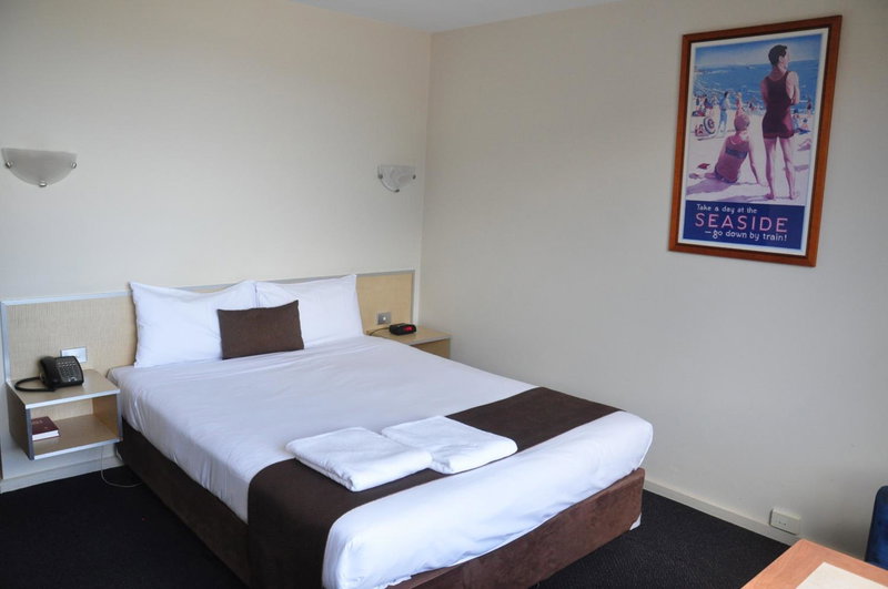 City Park Hotel, Melbourne, Australia
