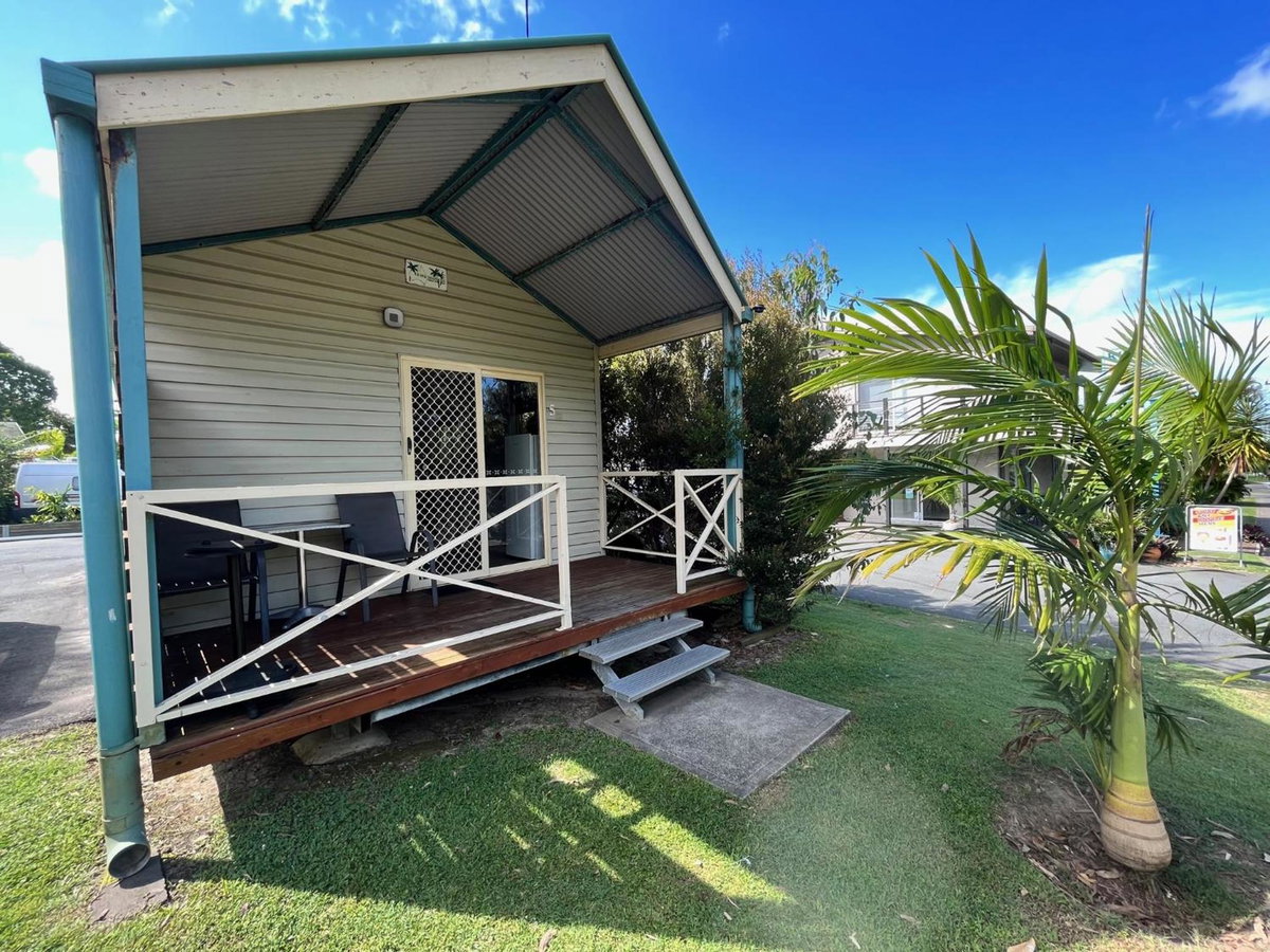 Kingfisher Caravan Park, Australia