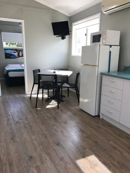 Kingfisher Caravan Park, Tin Can Bay, Australia