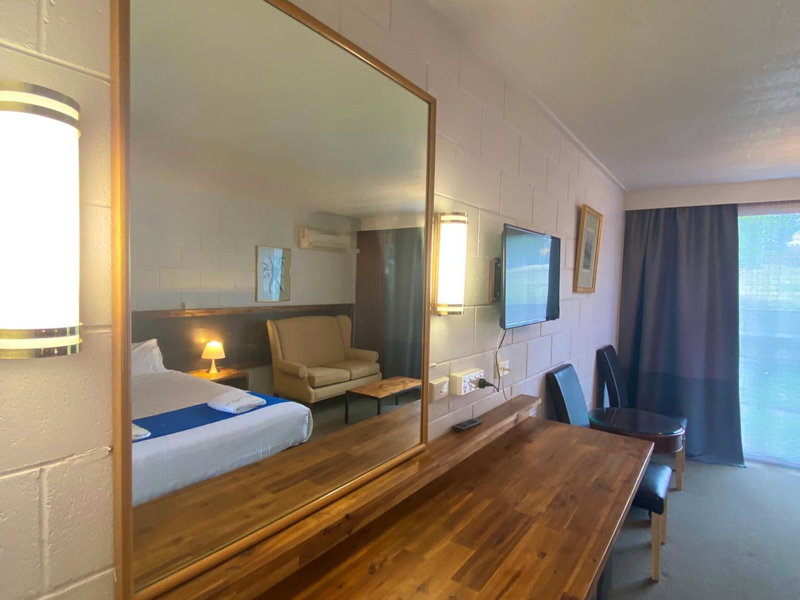 Snow Season Motor Inn, Cooma, Australia