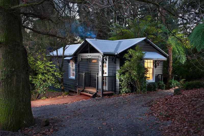 Leddicott Cottage, Olinda, Australia