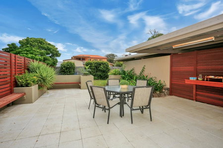Nautilus Beachside Apartments, Bargara, Australia