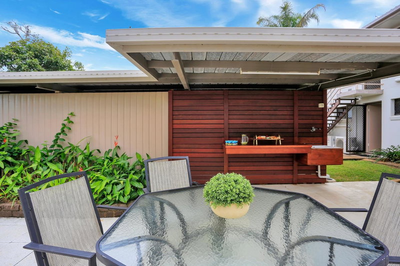 Nautilus Beachside Apartments, Bargara, Australia