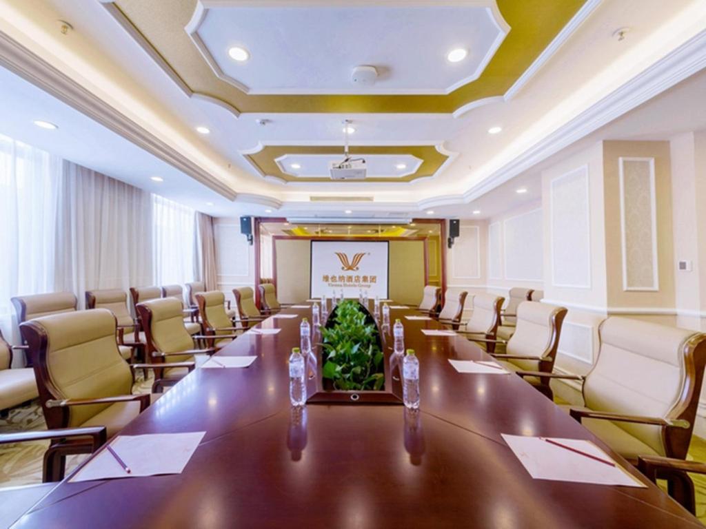 Vienna Hotel Guilin Lingchuan Shunxiang No.1 Mansion, China