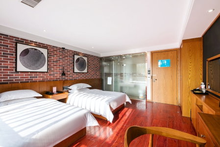 Floral Hotel Deqing Yingxi Riverside, Huzhou, China