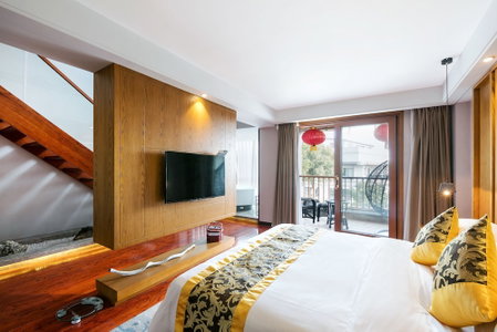 Floral Hotel Deqing Yingxi Riverside, Huzhou, China