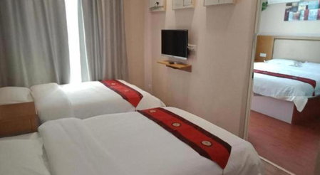 GreenTree Inn Yangshuo West Street Express Hotel, Yangshuo, China