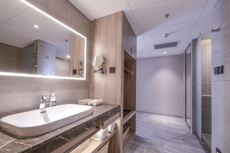 Atour Hotel Tangdao Bay Park West Coast Qingdao, Qingdao, China