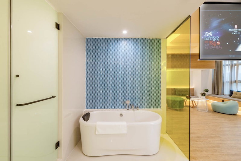 Rezen Sunbow Hotel, Chongqing, China