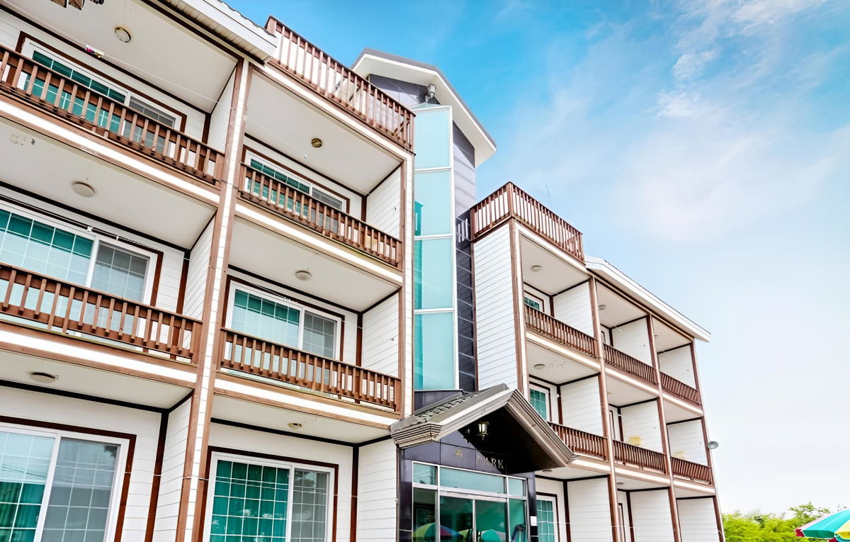 Taean Sinduri Park Pension, South Korea