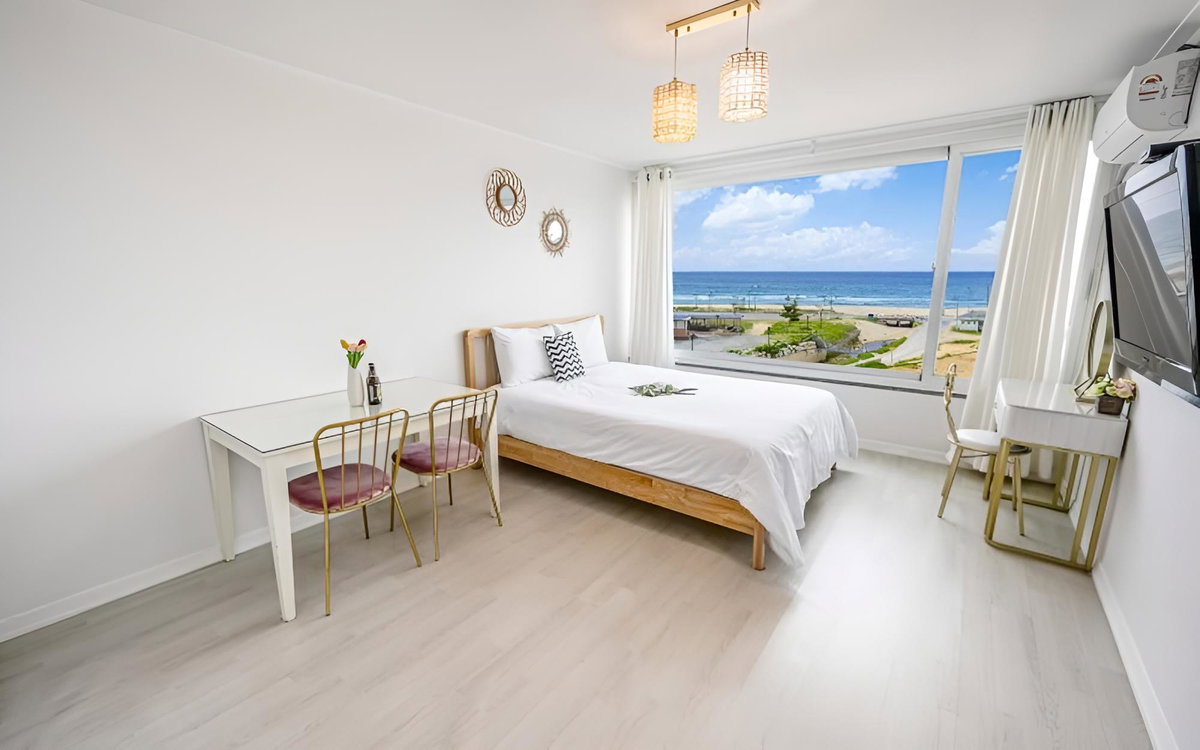 Yangyang Twin Beach Pension, South Korea