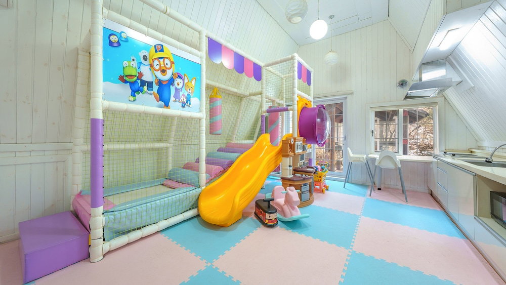 Hotel · Gapyeong Lulu Kids Pension, Gapyeong
