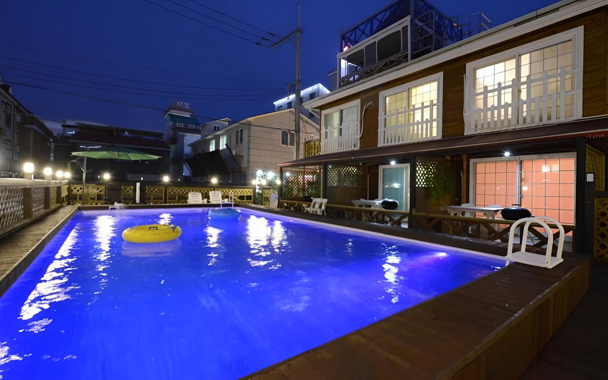 Boryeong Swell Pension, South Korea