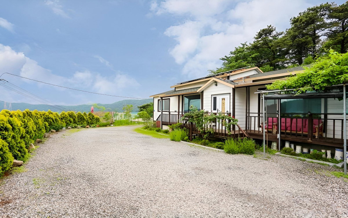 Yongin Byeolbaragi Pension, 대한민국