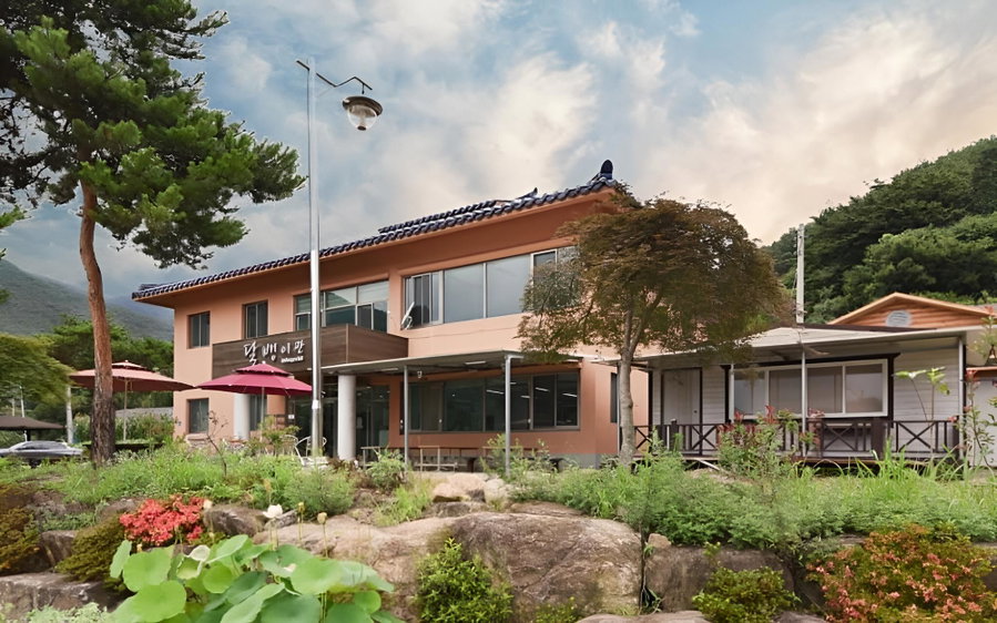 Gwangyang Sandalbaengi Pension, Gwangyang, South Korea