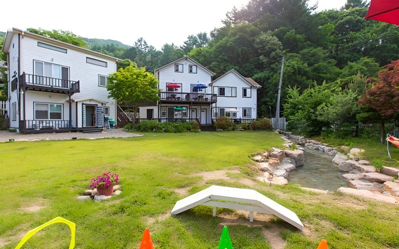 Pyeongchang Healing Hasigae Dog Pension, Bataypora, South Korea