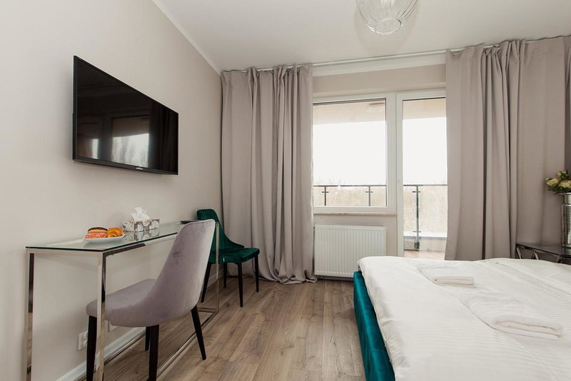 Warsaw To Be - Silver Apartment, Warsaw, Poland