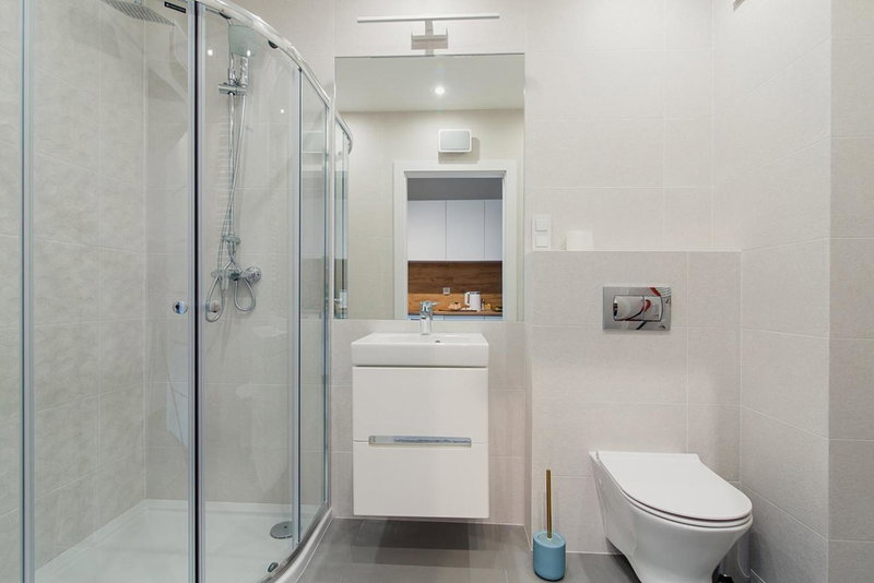Warsaw To Be - Silver Apartment, Warsaw, Poland