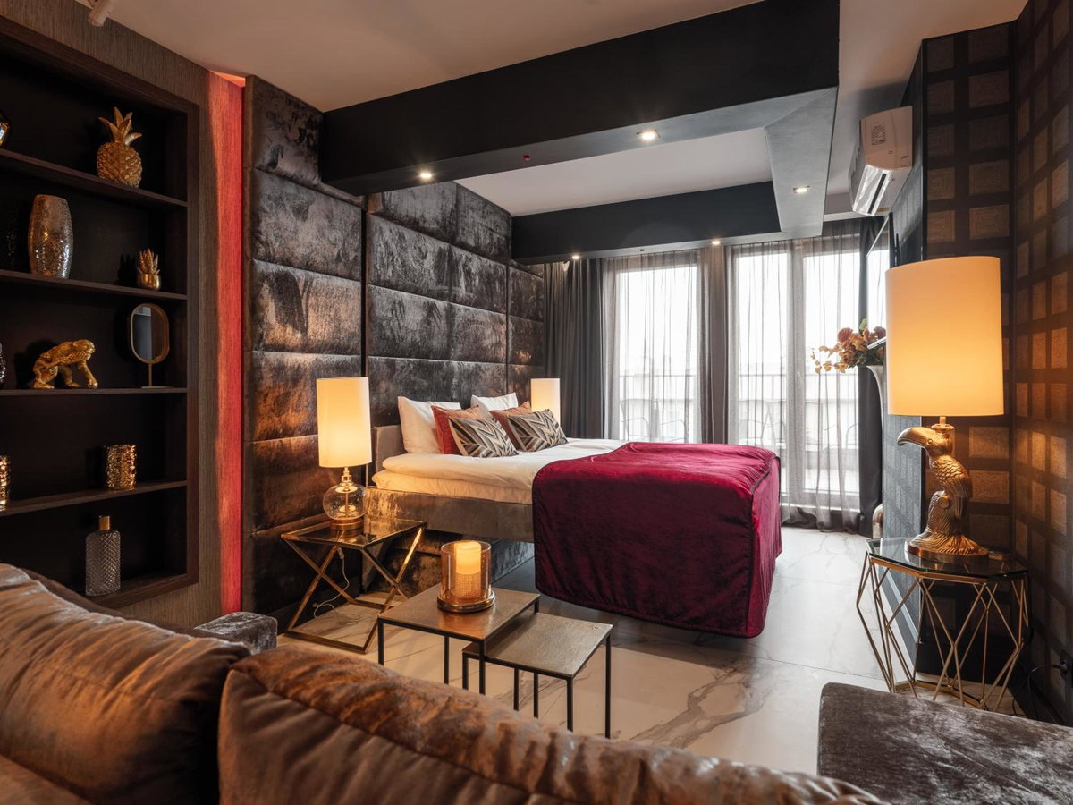 Art Penthouse with Jacuzzi - Krakow Center, Pologne