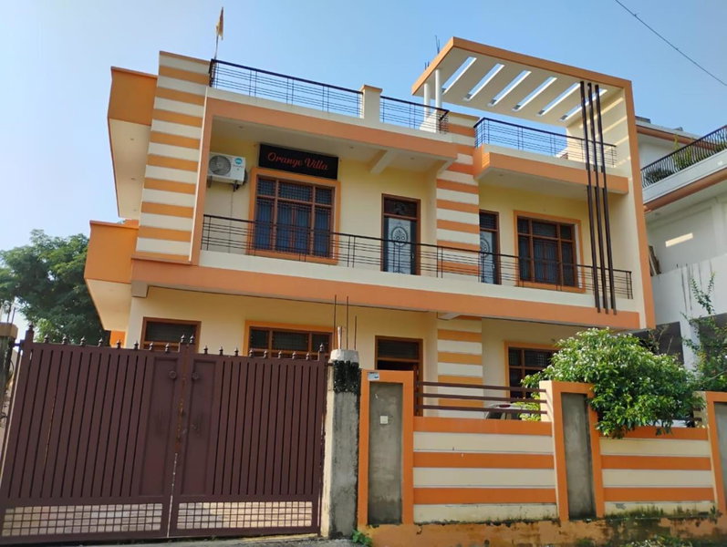 Orange Villa, Varanasi, India