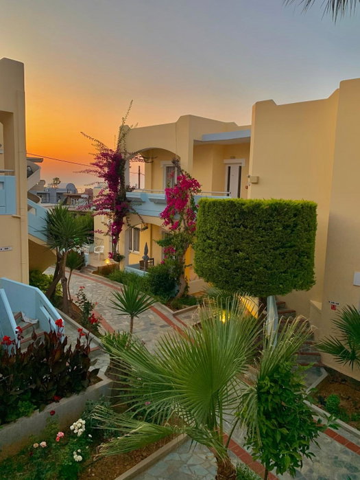 Mediterranea Apartments, Kato Daratso, Greece