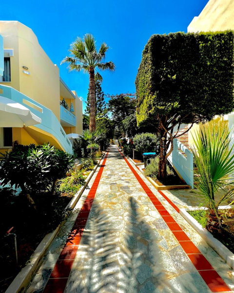 Mediterranea Apartments, Kato Daratso, Greece