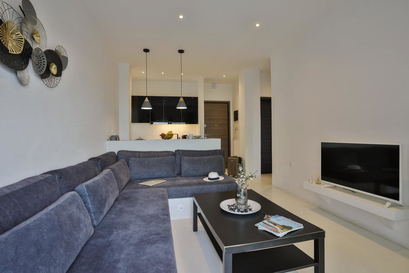 Penthouse & apartments by the Sea airport Airstay, Artemida, Greece