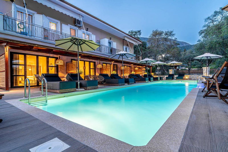 F & S Lounge Suites, Parga, Greece