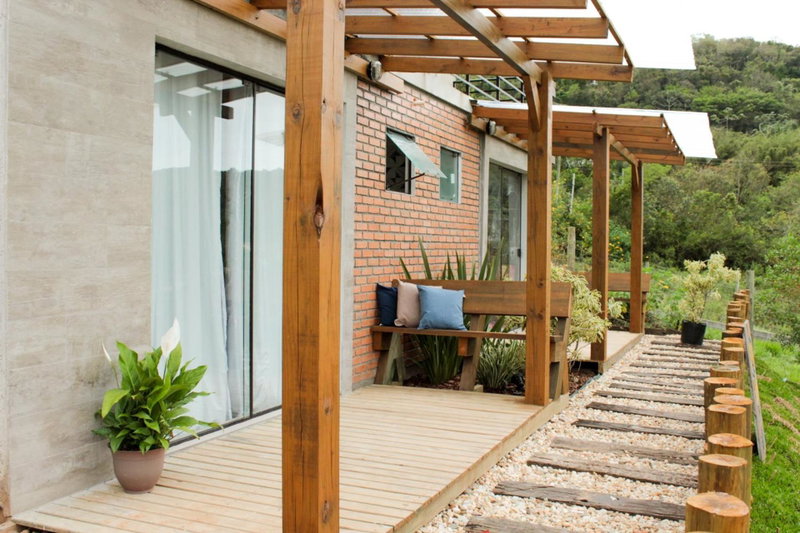 Pousada Makani, no centrinho do Rosa, Praia do Rosa, Brazil