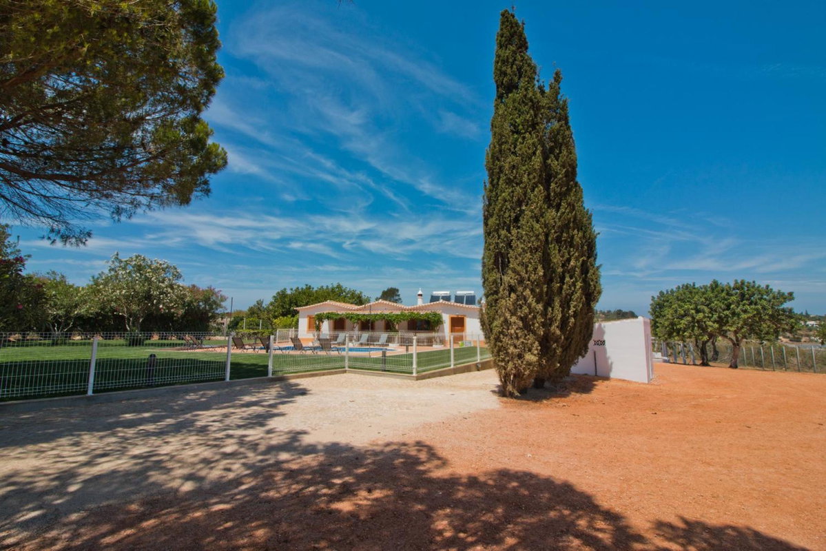 Casa da Ladeira Branca, Portugal