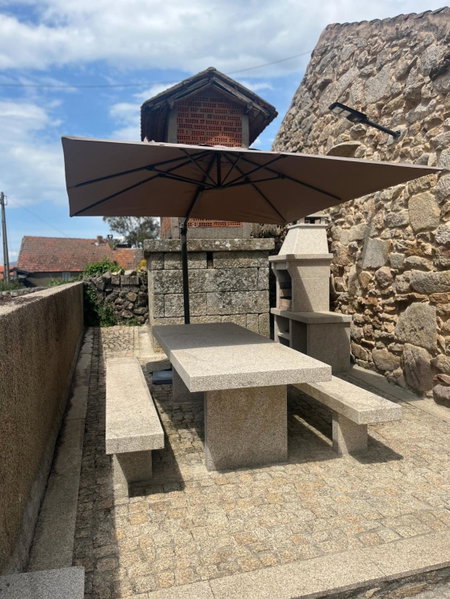 Casinhas da Capela, Tourém, Portugal