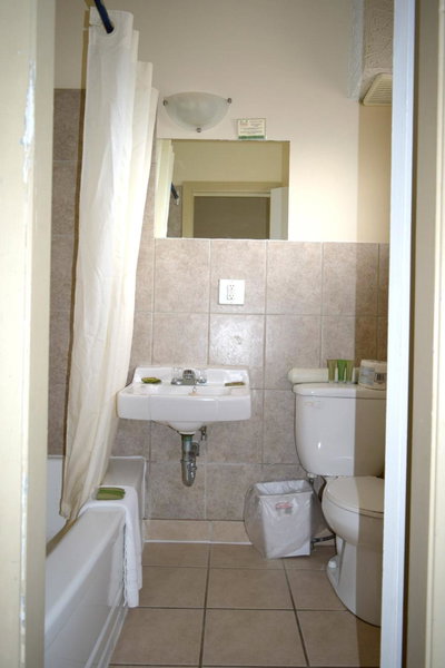 Centre Suite Inns Motel, Bonnyville, Canada