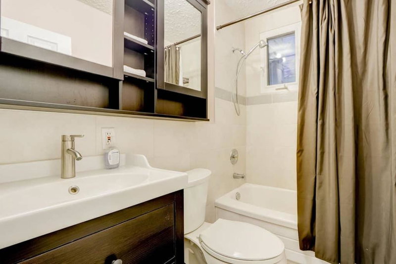 JstLikeHome - Central Suite, Ottawa, Canada