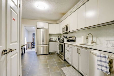 JstLikeHome - Central Suite, Ottawa, Canada