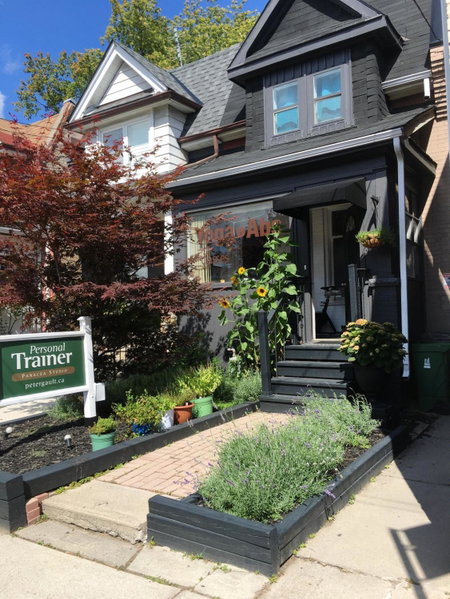 Love-nest With Private Hot Tub, Toronto, Canada